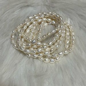Elegant Cream Pearl Bracelet